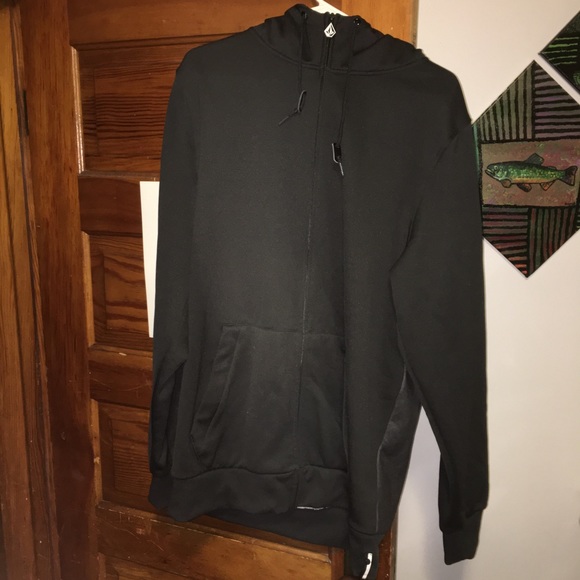 Doesn’t fit, a little too tall - Picture 2 of 6